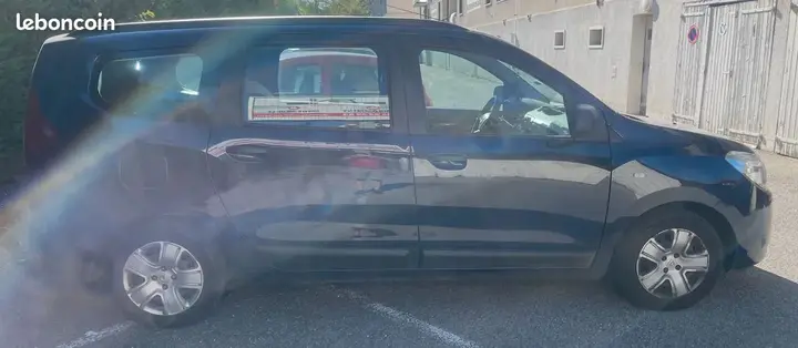 Dacia Lodgy 2019 photo 2