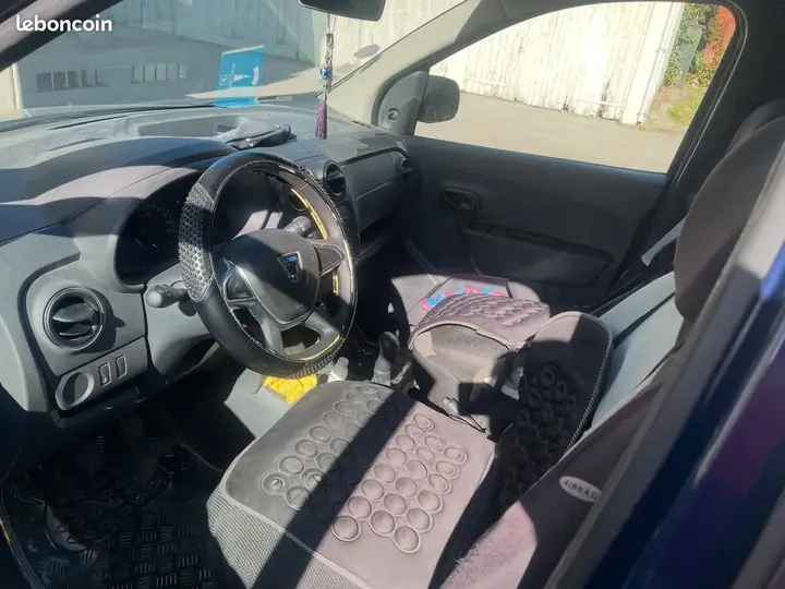Dacia Lodgy 2019 photo 3