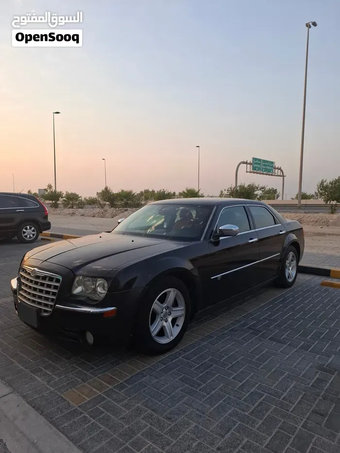 Chrysler 300 2009 photo 2