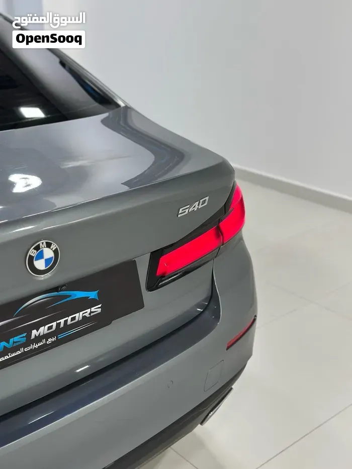 BMW 5 Series 2023 photo 4