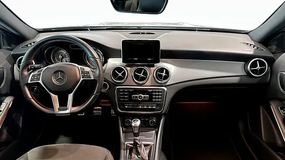Mercedes-Benz Gla200 2015 photo 4