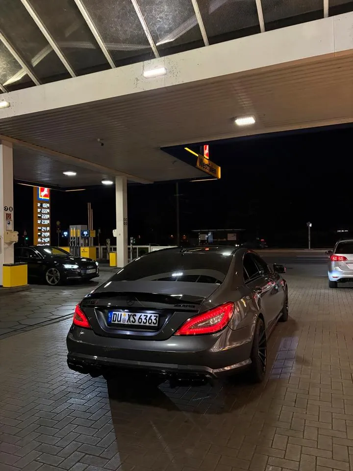 Mercedes-Benz Cls 500