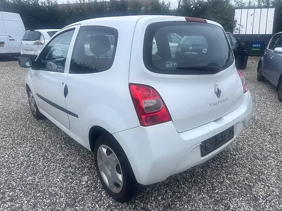 Renault Twingo 2010 photo 3