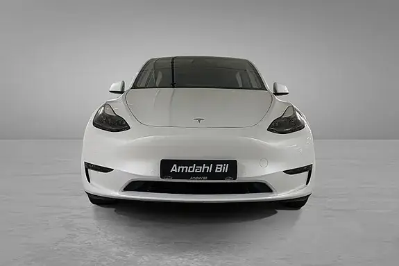 Tesla Model Y 2021 photo 2