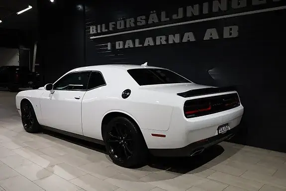 Dodge Challenger 2018 photo 4