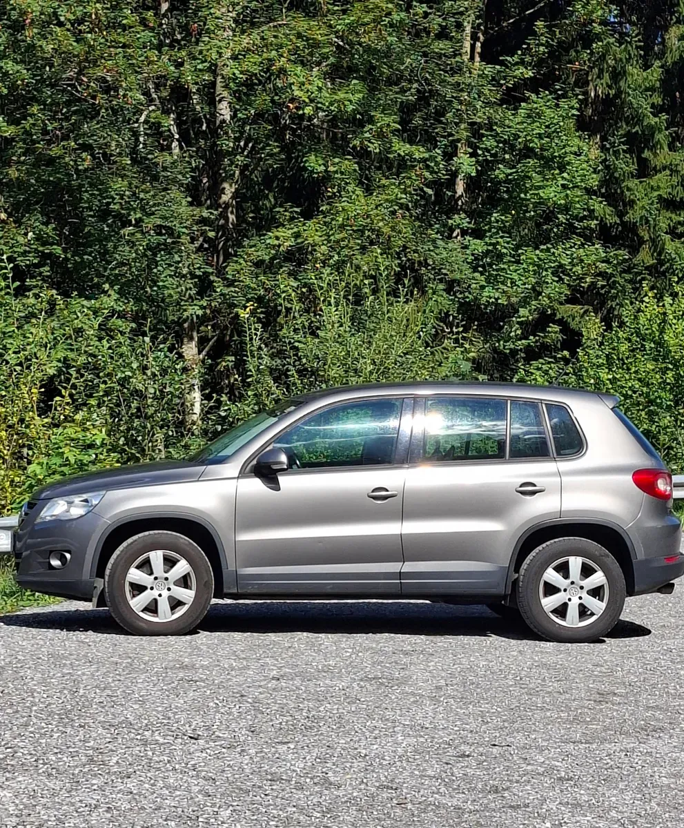 Volkswagen Tiguan 2010 photo 3
