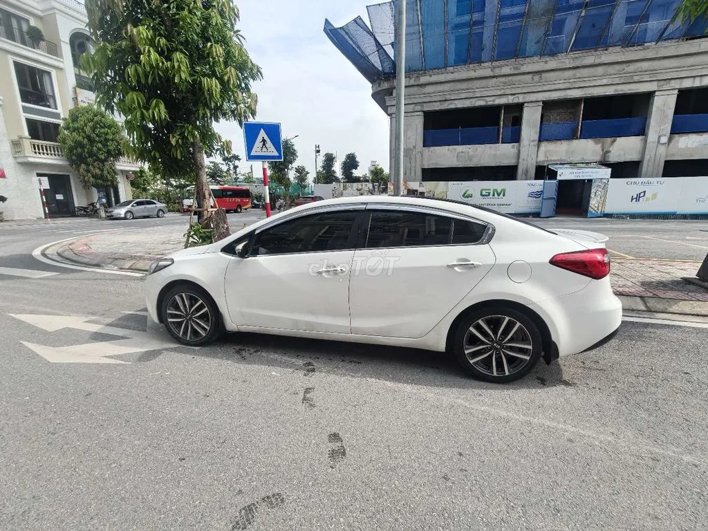 Kia K3 2016 photo 2