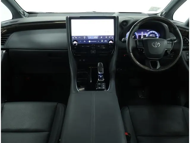 Toyota Vellfire 2025 photo 3