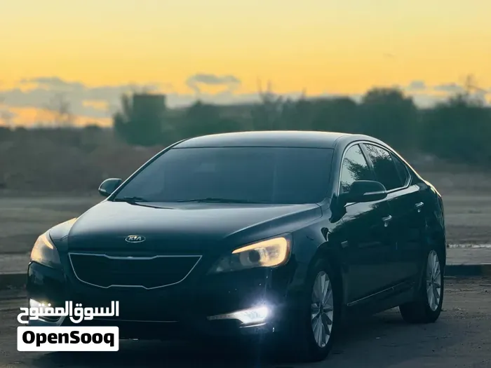 Kia Cadenza 2012 photo 2