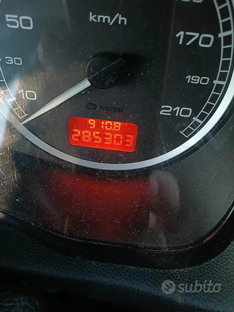 Peugeot 307 2004 photo 5