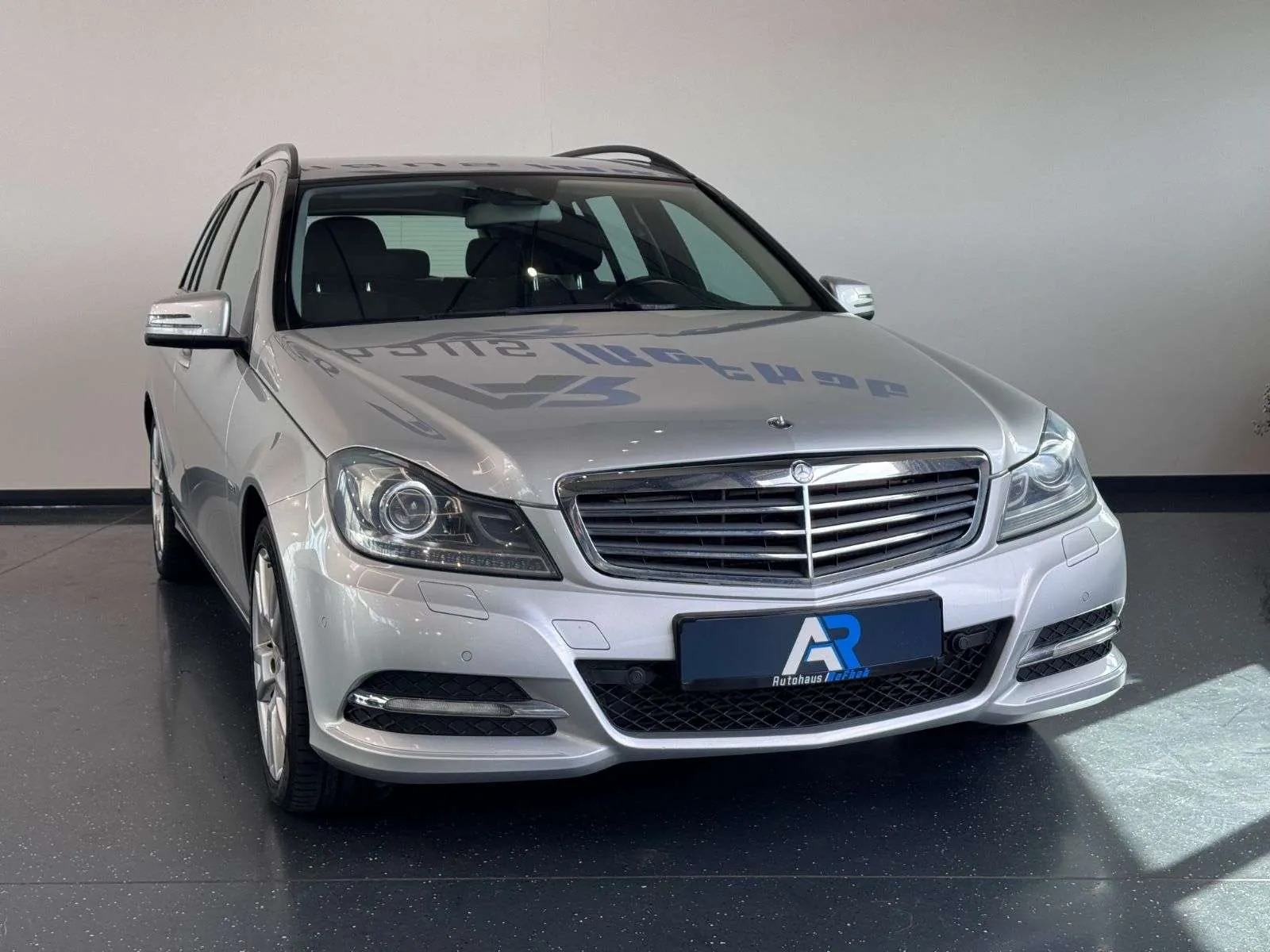 Mercedes-Benz C 200 2012 photo 5