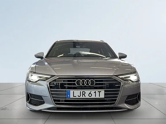 Audi A6 2022 photo 2