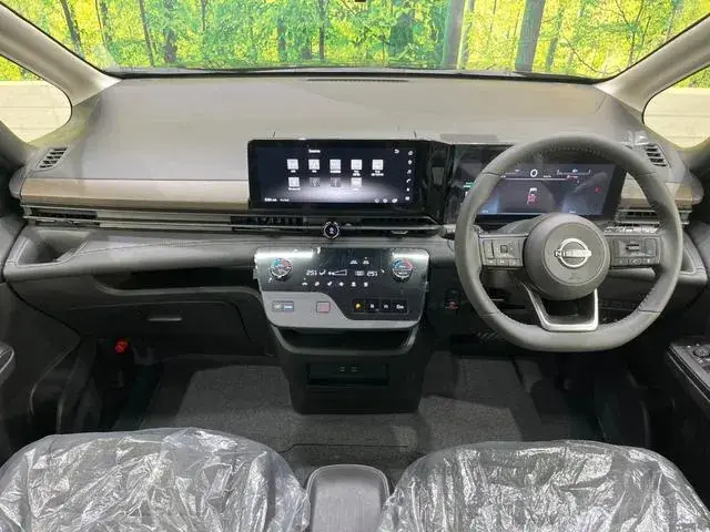 Nissan Serena 2026 photo 2