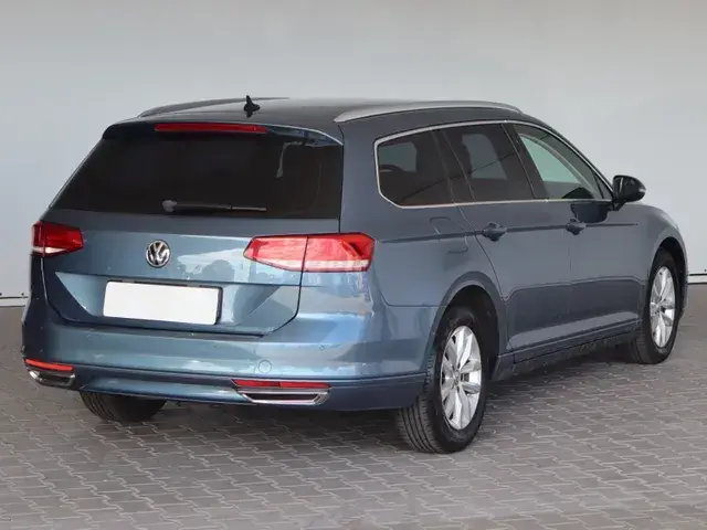 Volkswagen Passat Variant 2016 photo 4