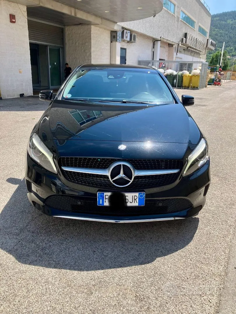 Mercedes-Benz A200