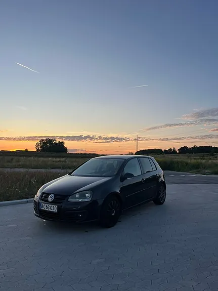 Volkswagen Golf V