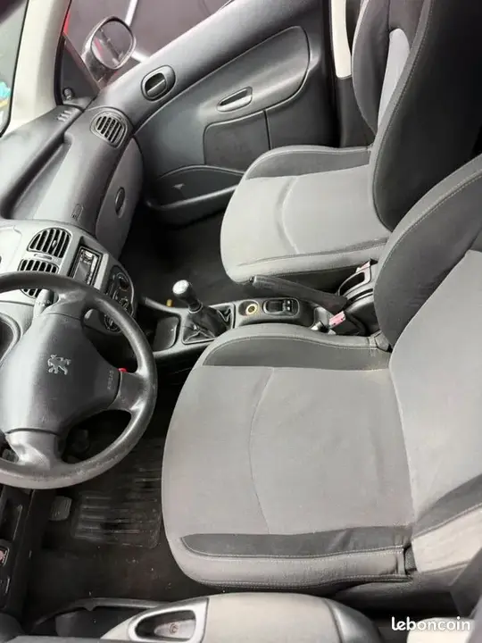Peugeot 206 2007 photo 5