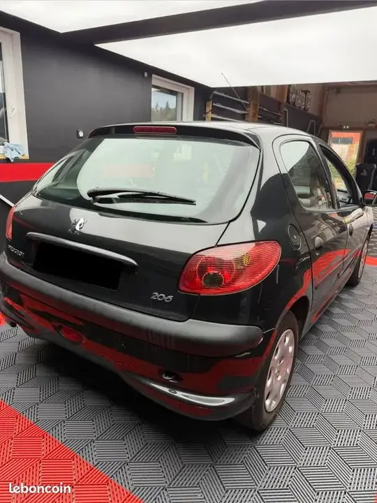 Peugeot 206 2007 photo 4