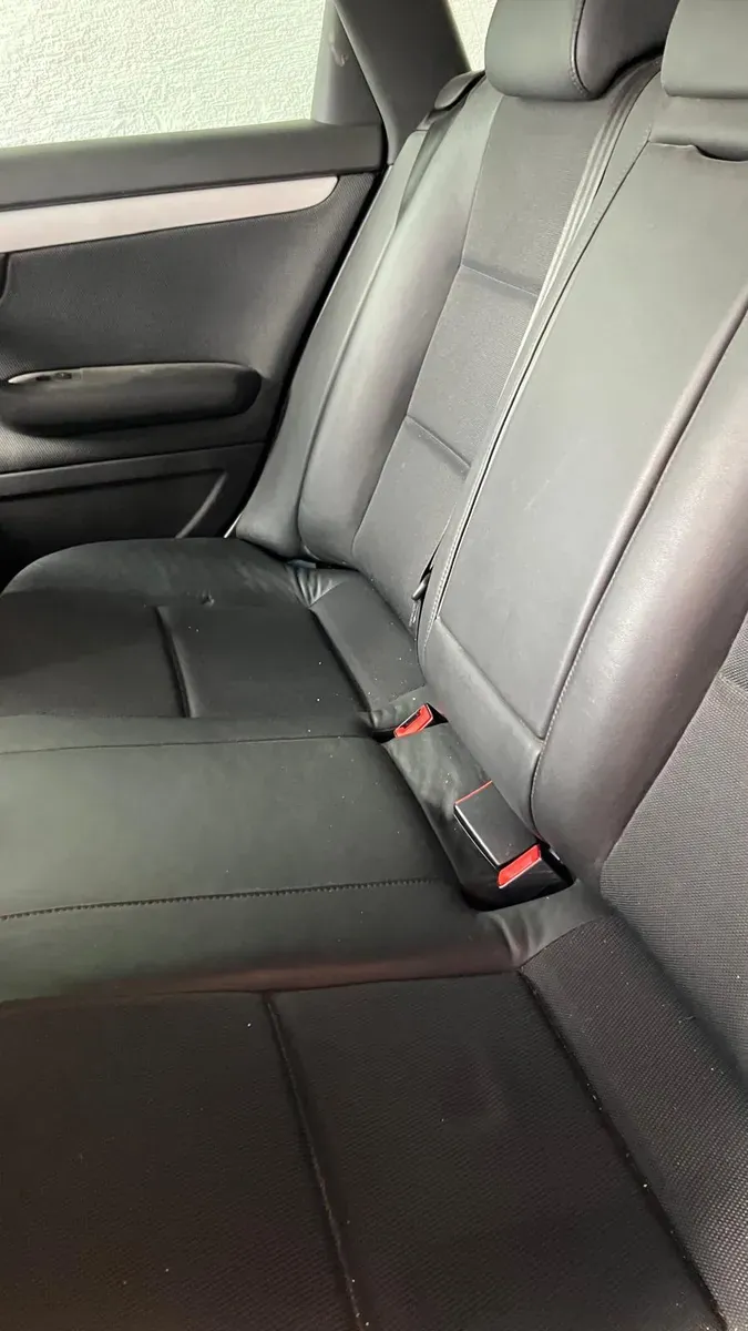 Audi A4 2004 photo 3