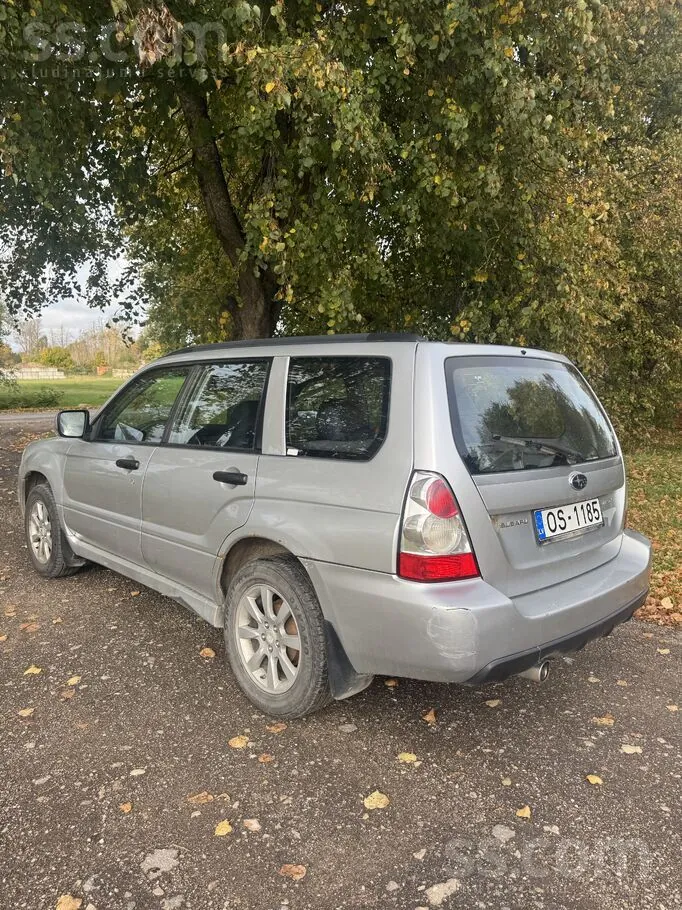 Subaru Forester 2006 photo 3