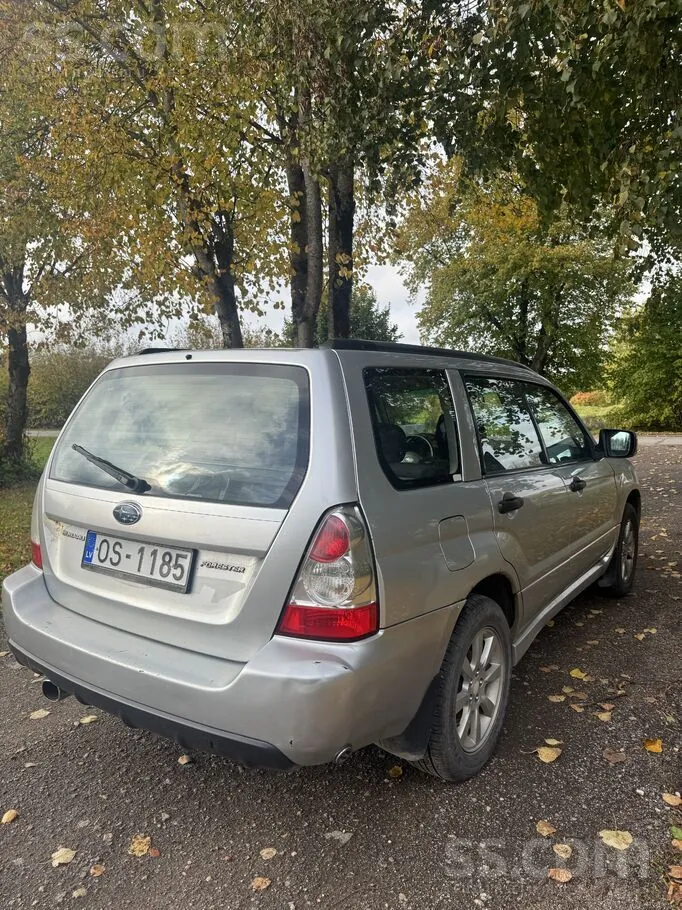 Subaru Forester 2006 photo 4