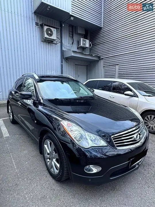 Infiniti Qx50 2015 photo 2