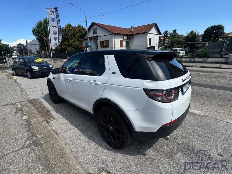 Land Rover Discovery Sport 2016 photo 4