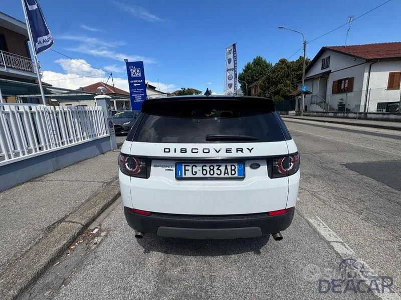 Land Rover Discovery Sport 2016 photo 5