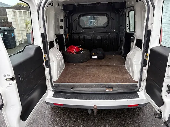 Opel Combo 2013 photo 5