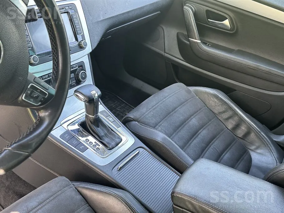 Volkswagen Passat 2010 photo 4