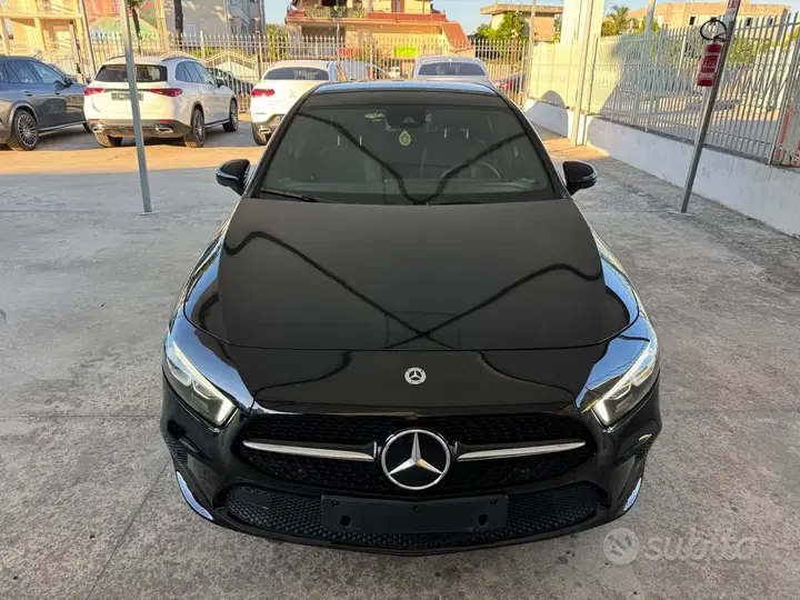 Mercedes-Benz A 180 2022 photo 2