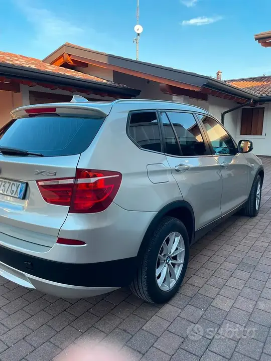 BMW X3 2011 photo 3