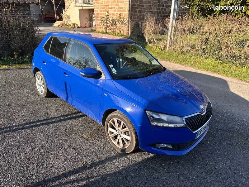 Skoda Fabia 2018 photo 2