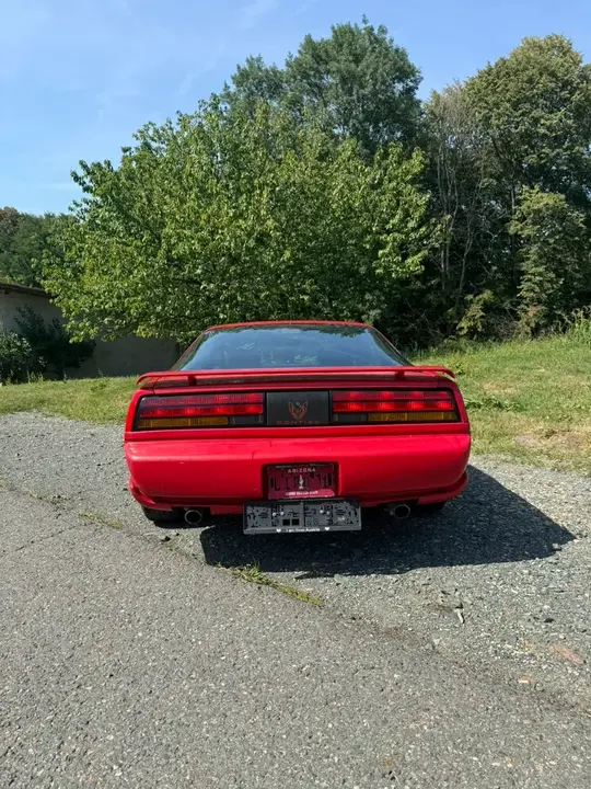 Pontiac Firebird 1992 photo 2