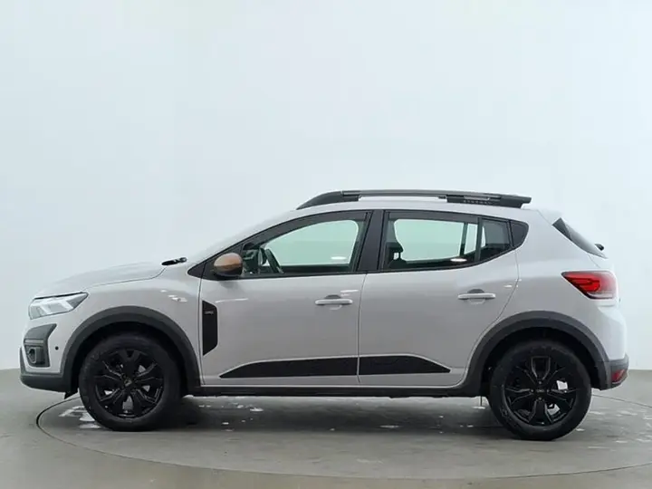 Dacia Sandero Stepway 2023 photo 4