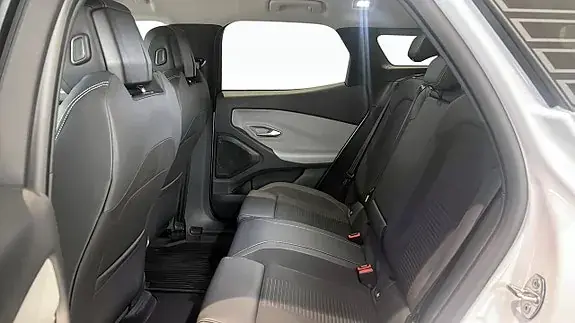 Ford Explorer 2026 photo 5