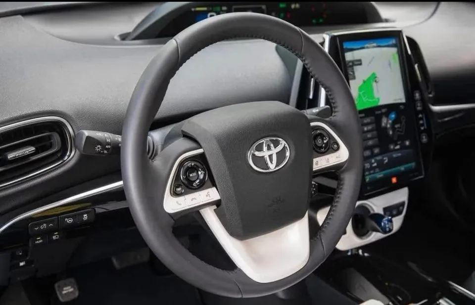 Toyota Prius Prime 2018 photo 4