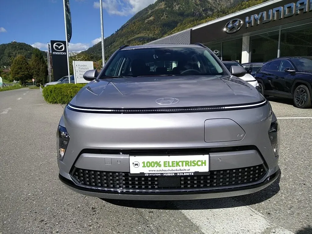 Hyundai Kona photo 3