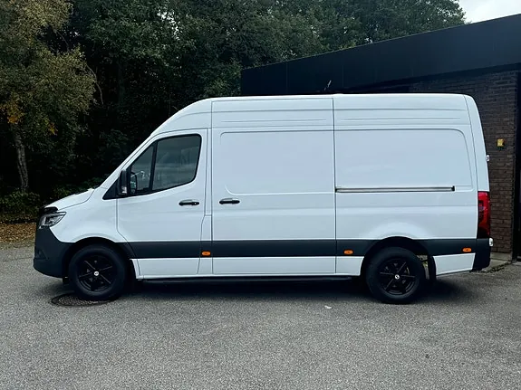 Mercedes-Benz Sprinter 2024 photo 5