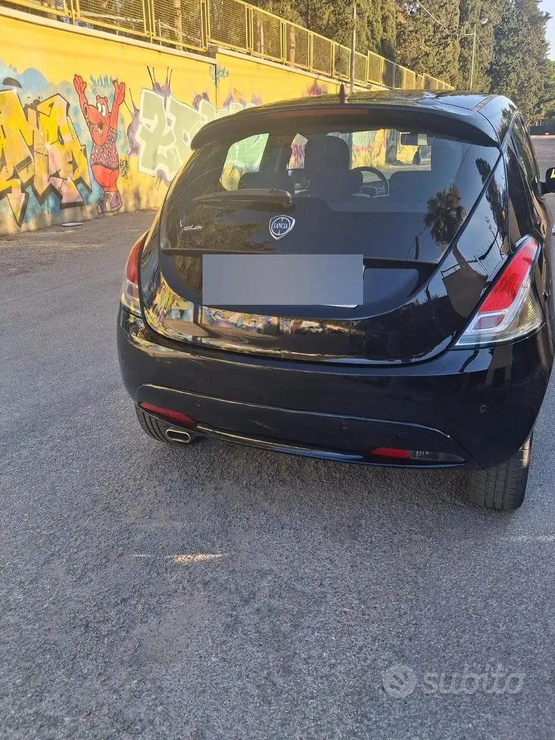 Lancia Ypsilon 2016 photo 4