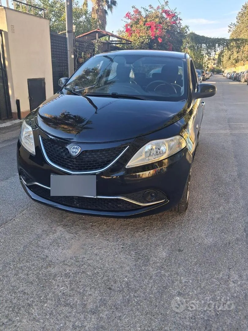 Lancia Ypsilon 2016 photo 5