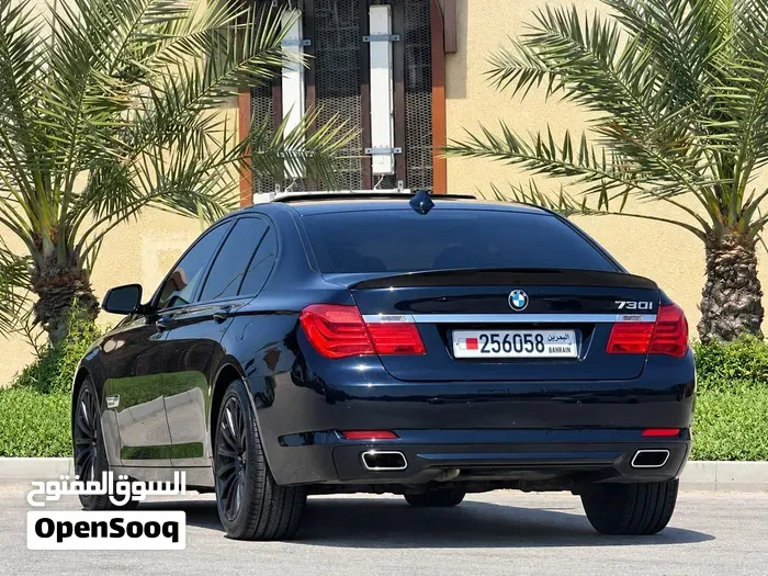 BMW 7 Series 2011 photo 3