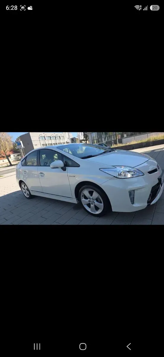 Toyota Prius 2012 photo 2