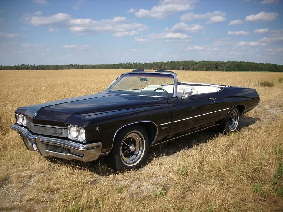 Buick Centurion