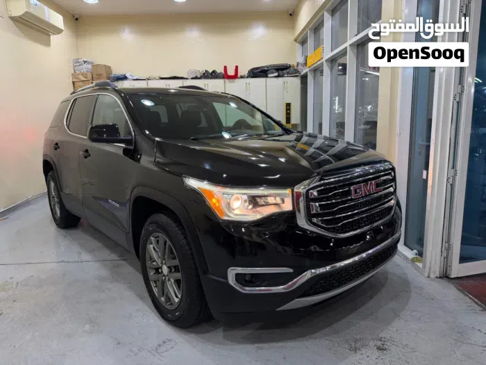 GMC Acadia 2019 photo 2