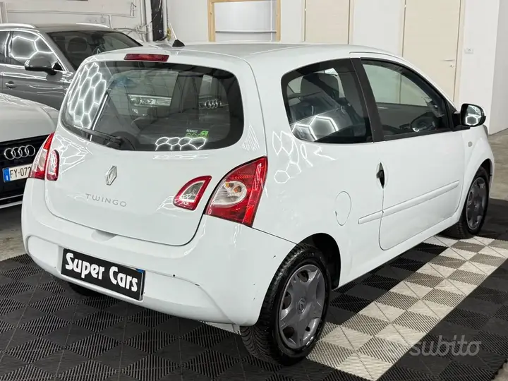 Renault Twingo 2014 photo 4