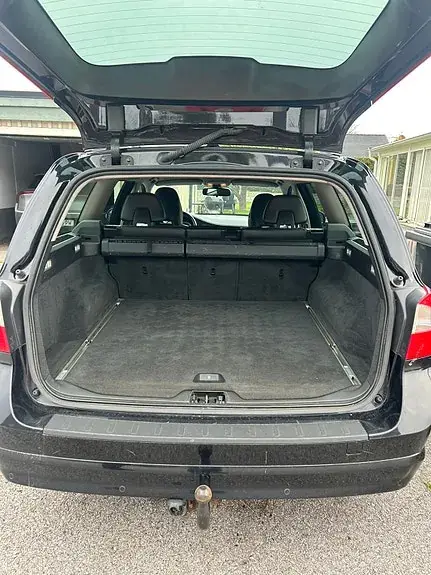 Volvo V70 2011 photo 2