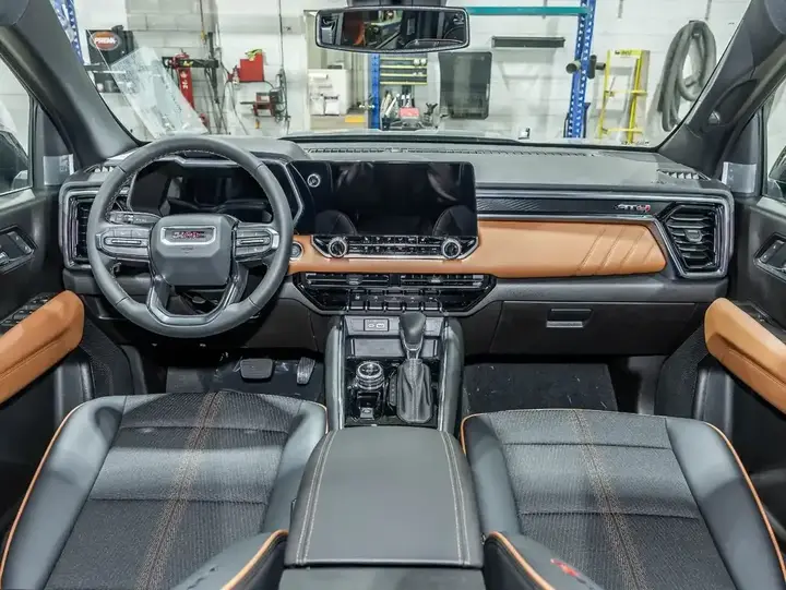 GMC Canyon 2026 photo 5