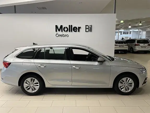 Skoda Octavia 2024 photo 5