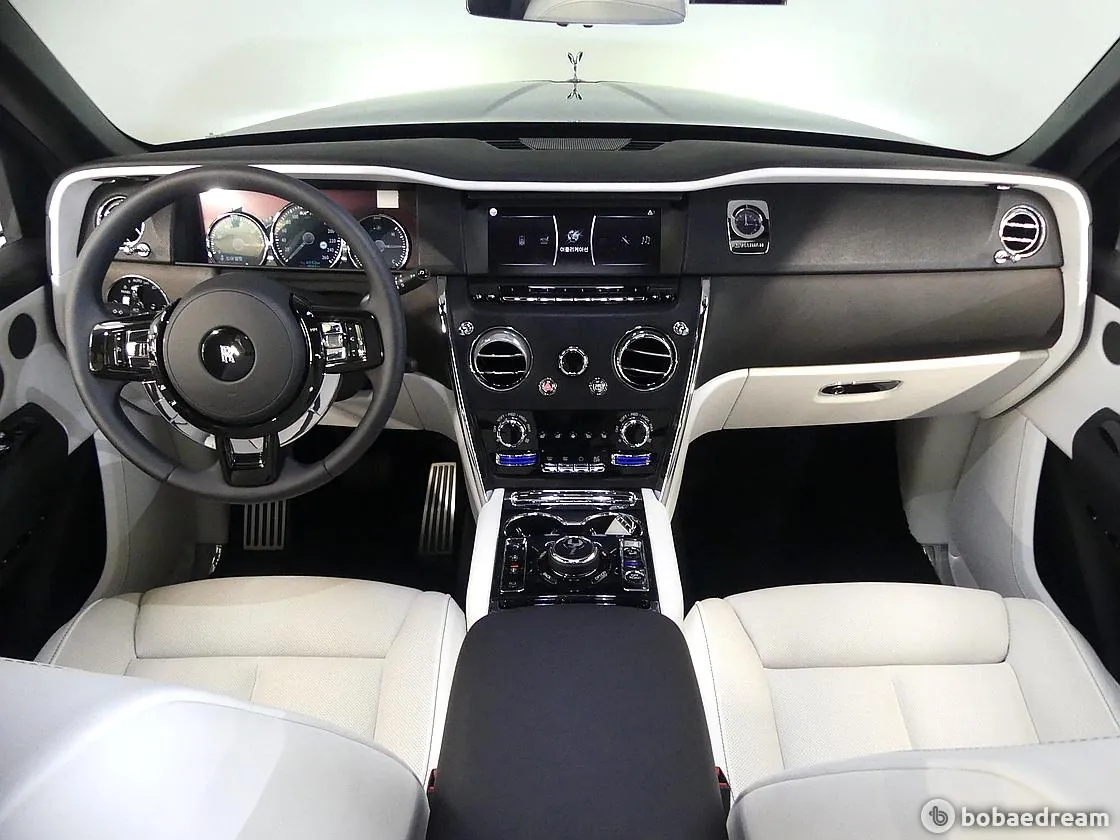 Rolls-Royce Cullinan 2023 photo 4